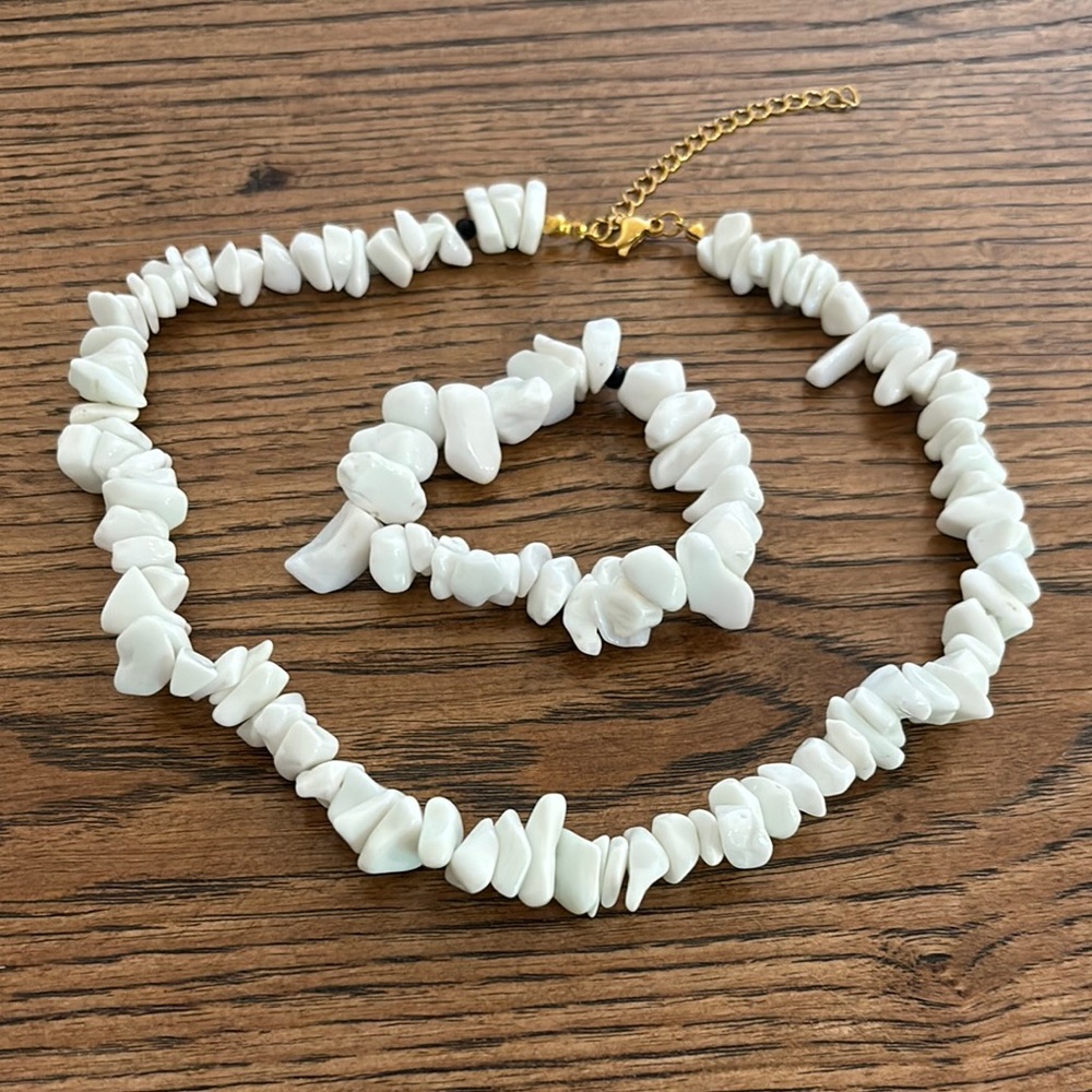 Elegant White Stone Necklace and Bracelet Set